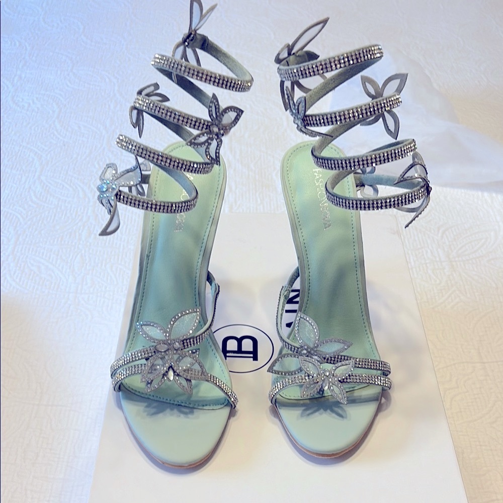 Elegant Green Strappy Sandals